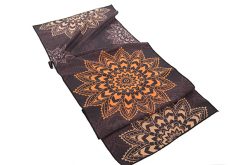 A Super Absorbent Non Slip Yoga Towel with silicone dots on the reverse that help prevent slipping no matter how much you move or sweat.